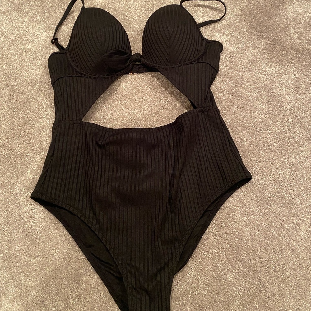 Black one piece with cutout